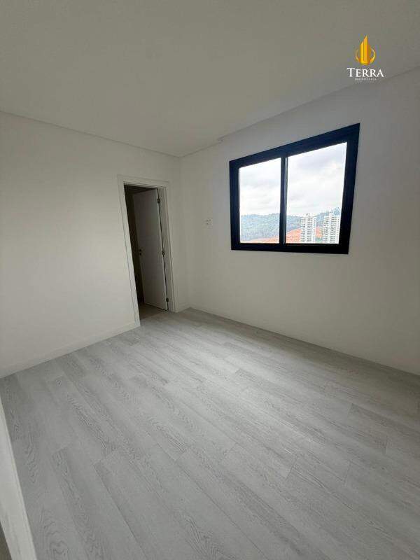 Brava Breeze Residence Apartamento com 2 quartos, Praia Brava: 