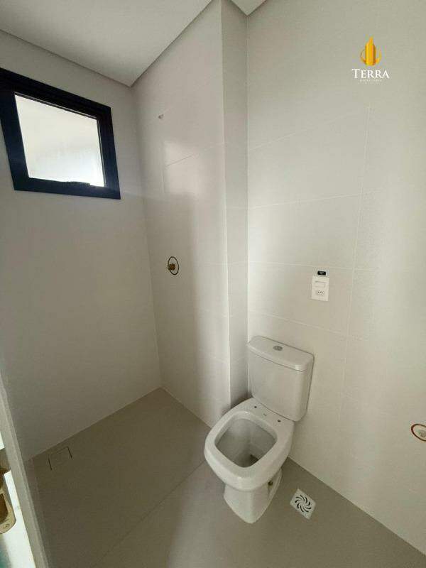 Brava Breeze Residence Apartamento com 2 quartos, Praia Brava: 