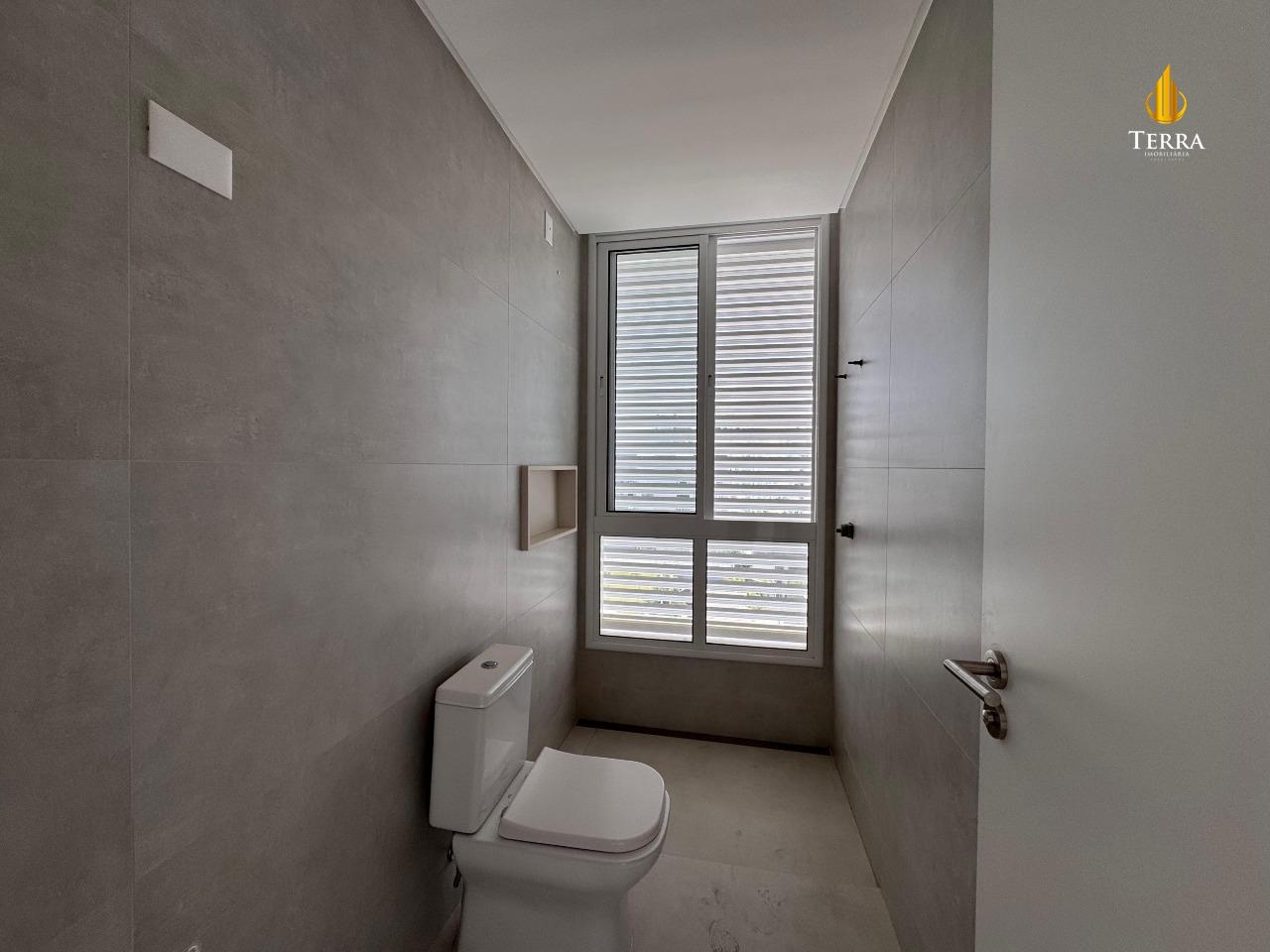 Riva Praia Brava Apartamento com 3 quartos, Praia Brava: 