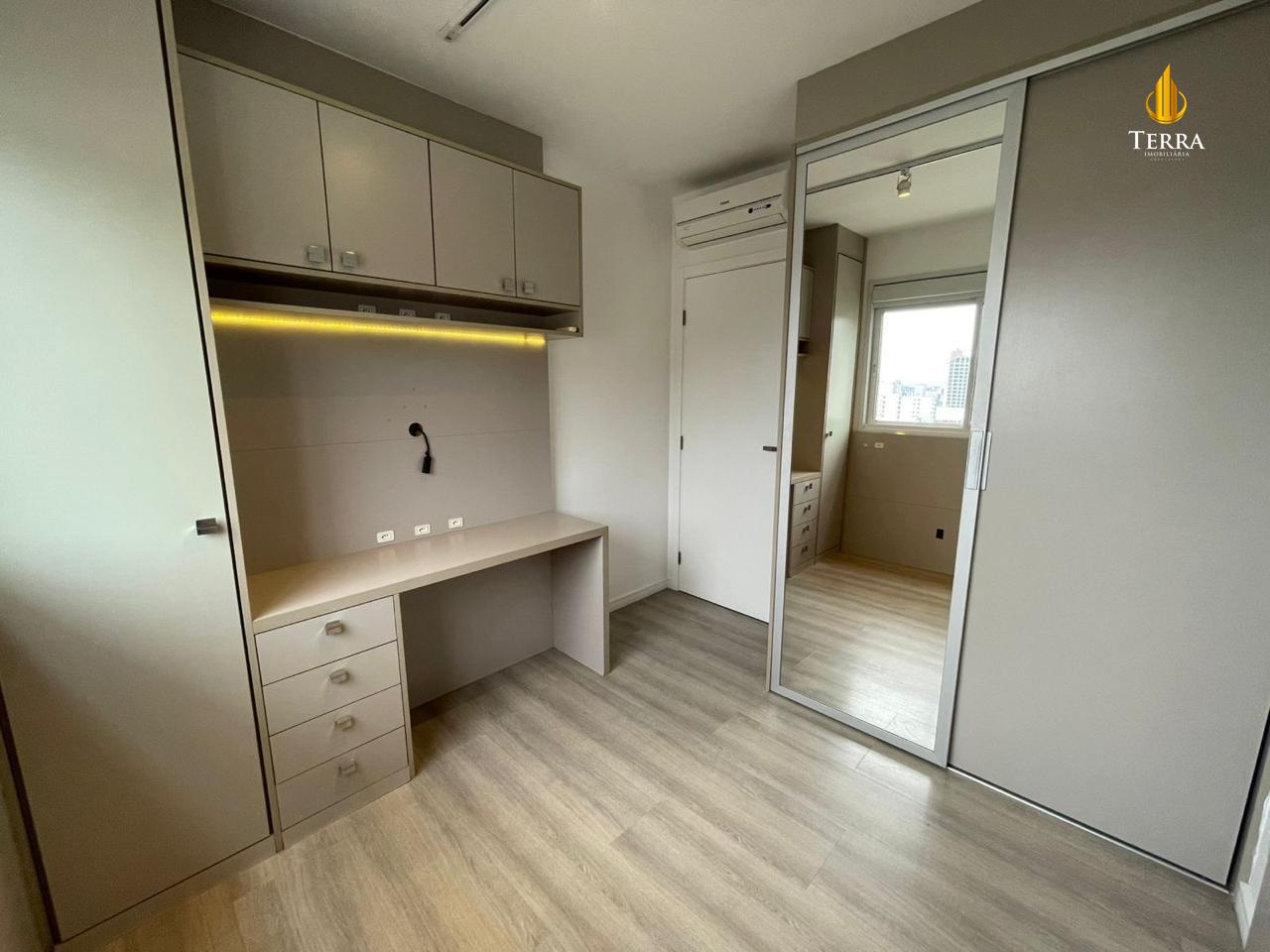 Porto Mare Apartamento com 3 quartos, Centro: 