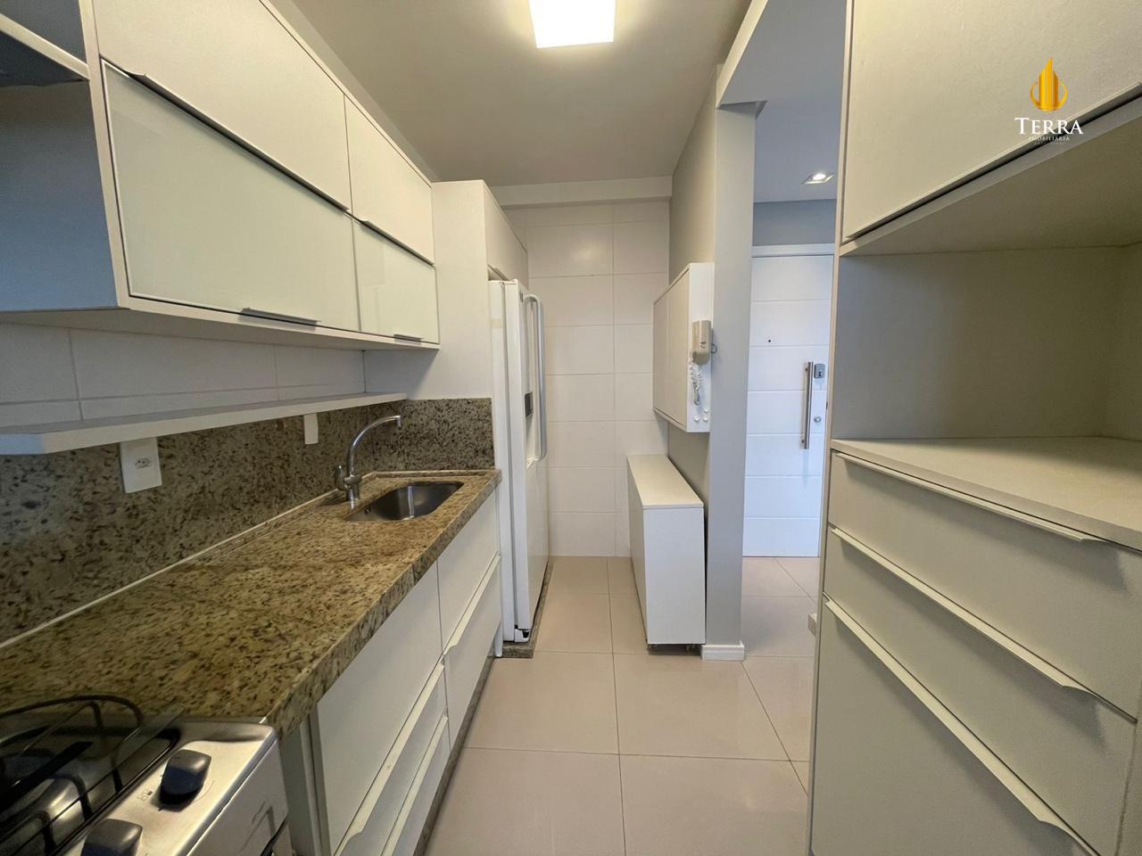 Porto Mare Apartamento com 3 quartos, Centro: 