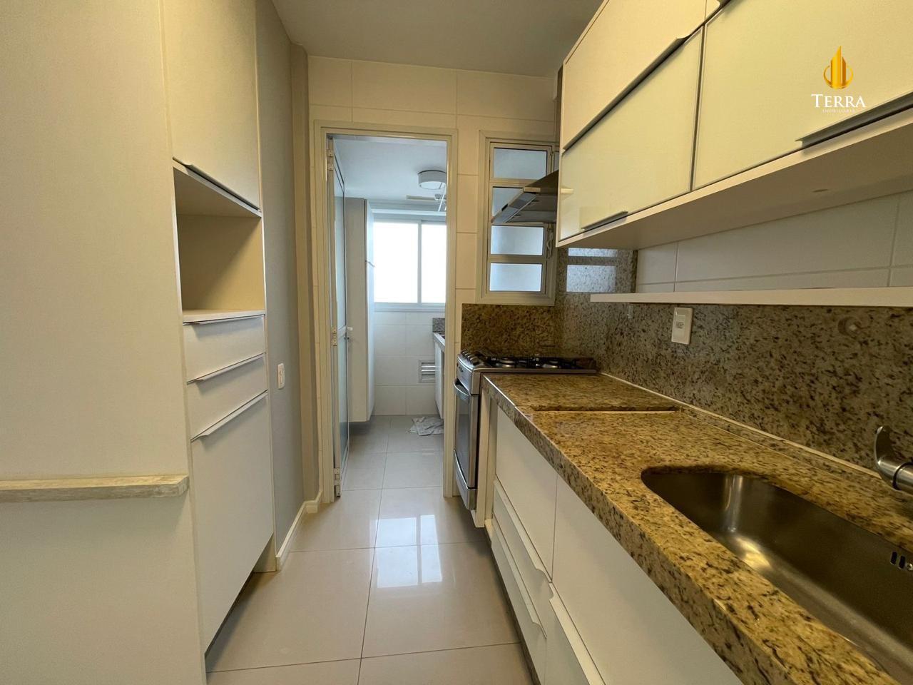 Porto Mare Apartamento com 3 quartos, Centro: 