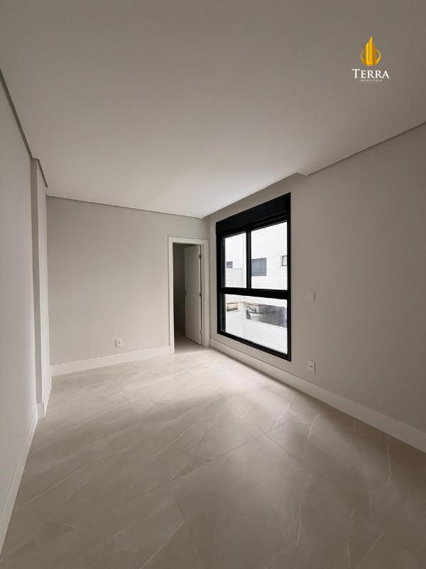 Brava Vel Residence Apartamento com 2 quartos, Praia Brava: 