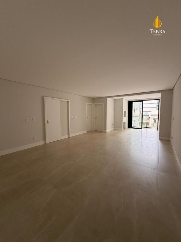 Brava Vel Residence Apartamento com 2 quartos, Praia Brava: 