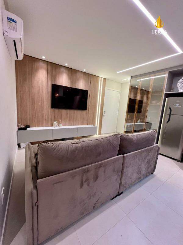 Privilege Apartamento com 2 quartos, Praia Brava de Itajaí: 