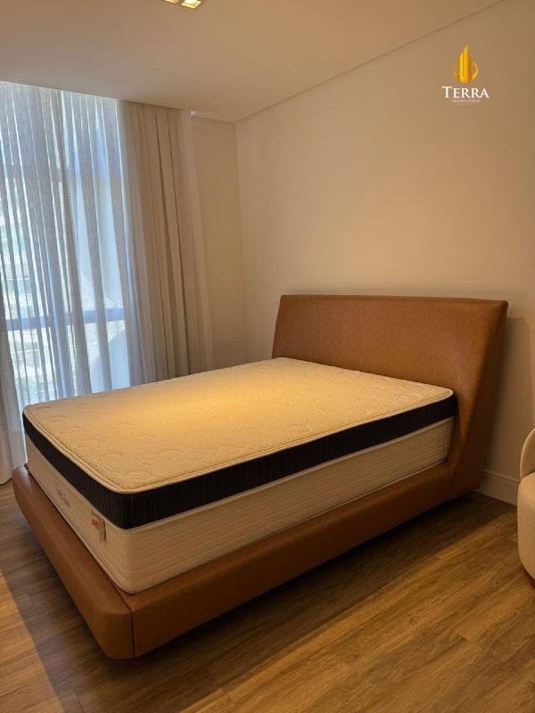 Brava Arts Apartamento com 3 quartos, Praia Brava: 