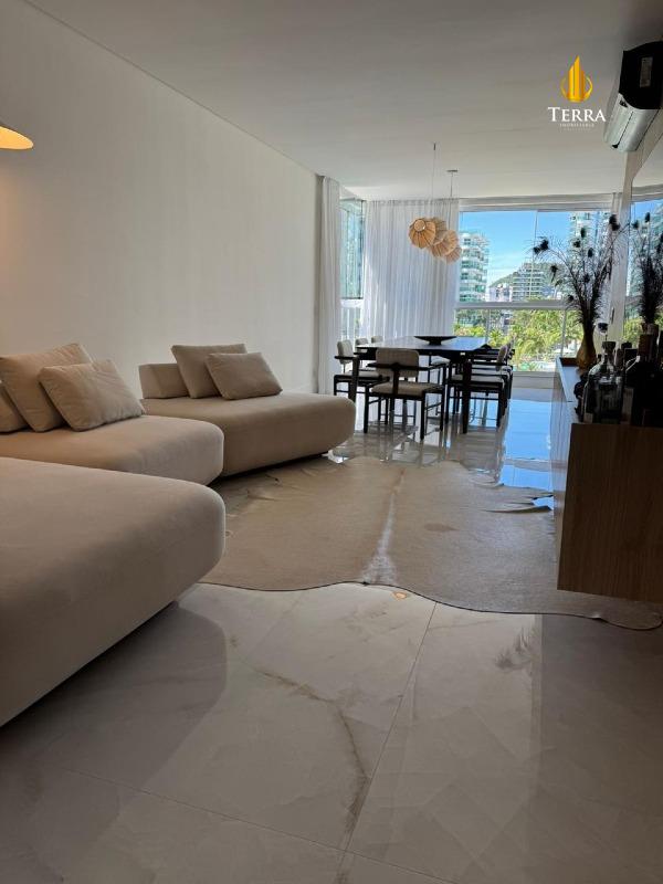 Brava Arts Apartamento com 3 quartos, Praia Brava: 