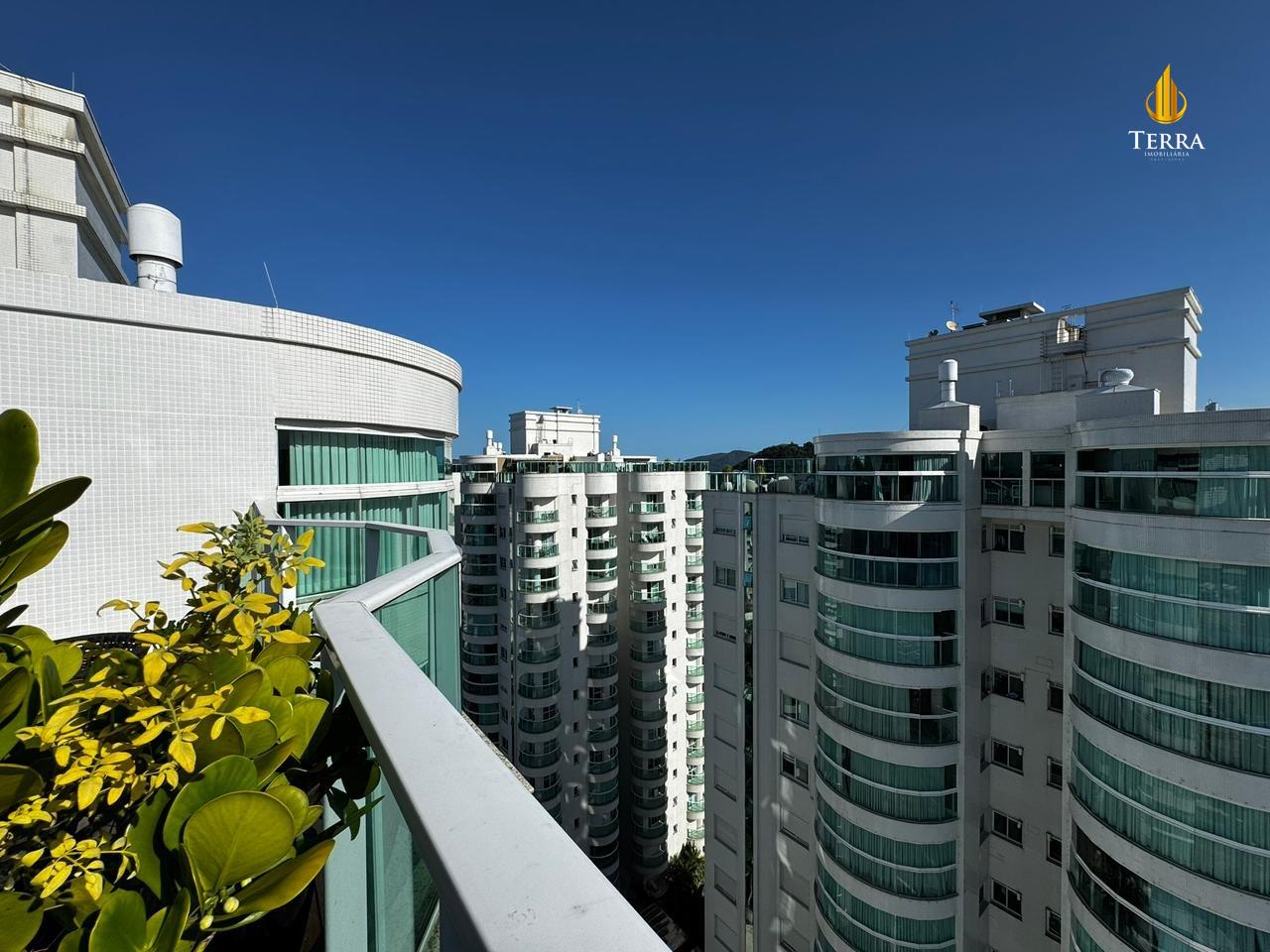 Brava Beach - Reserva Aroeira Cobertura com 4 quartos, Praia Brava de Itajaí: 