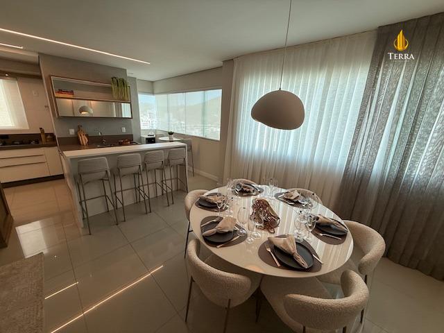 Villa Toscana Apartamento com 3 quartos, Centro: 