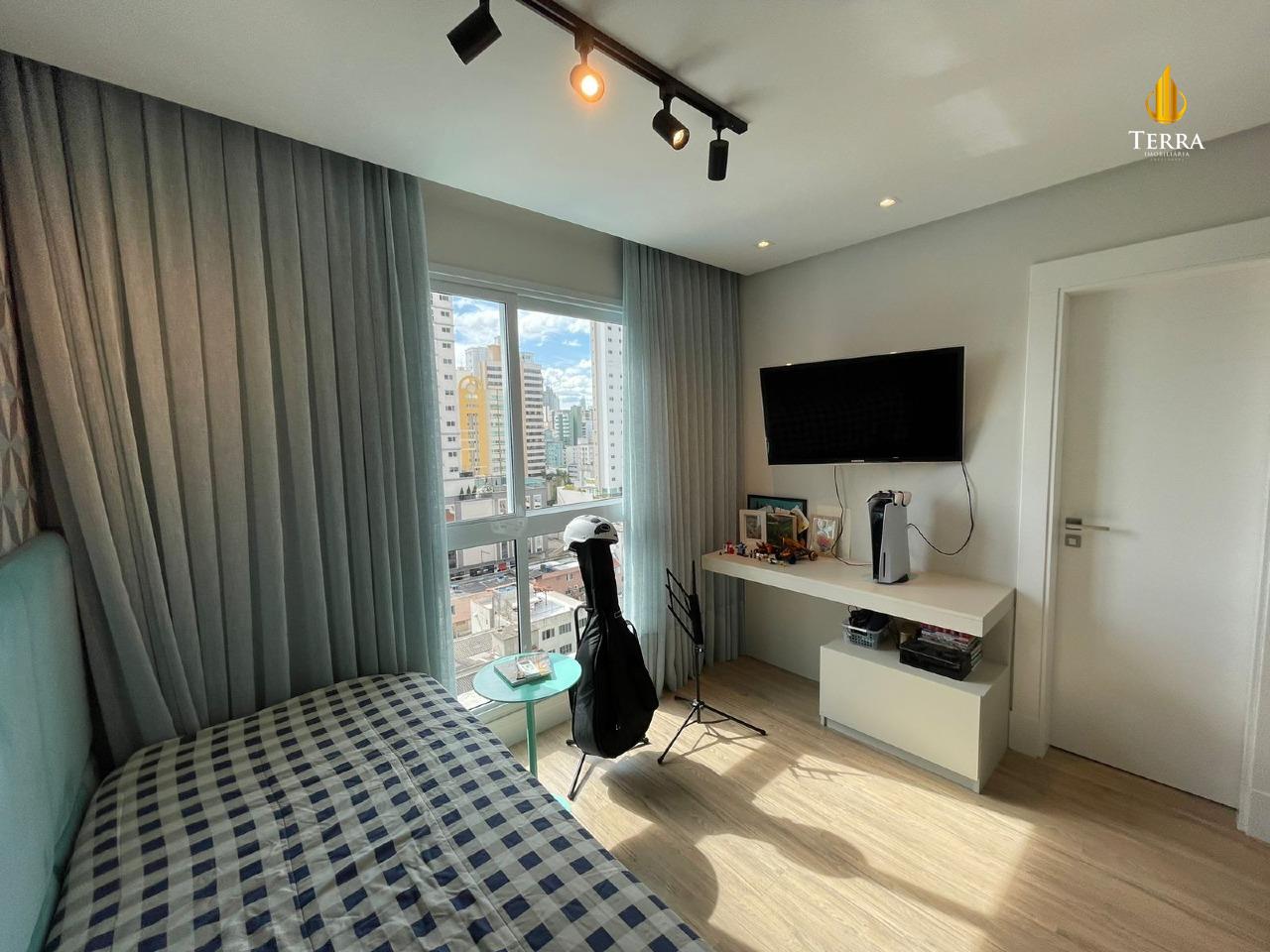 Splendia Tower Apartamento com 3 quartos, Centro: 