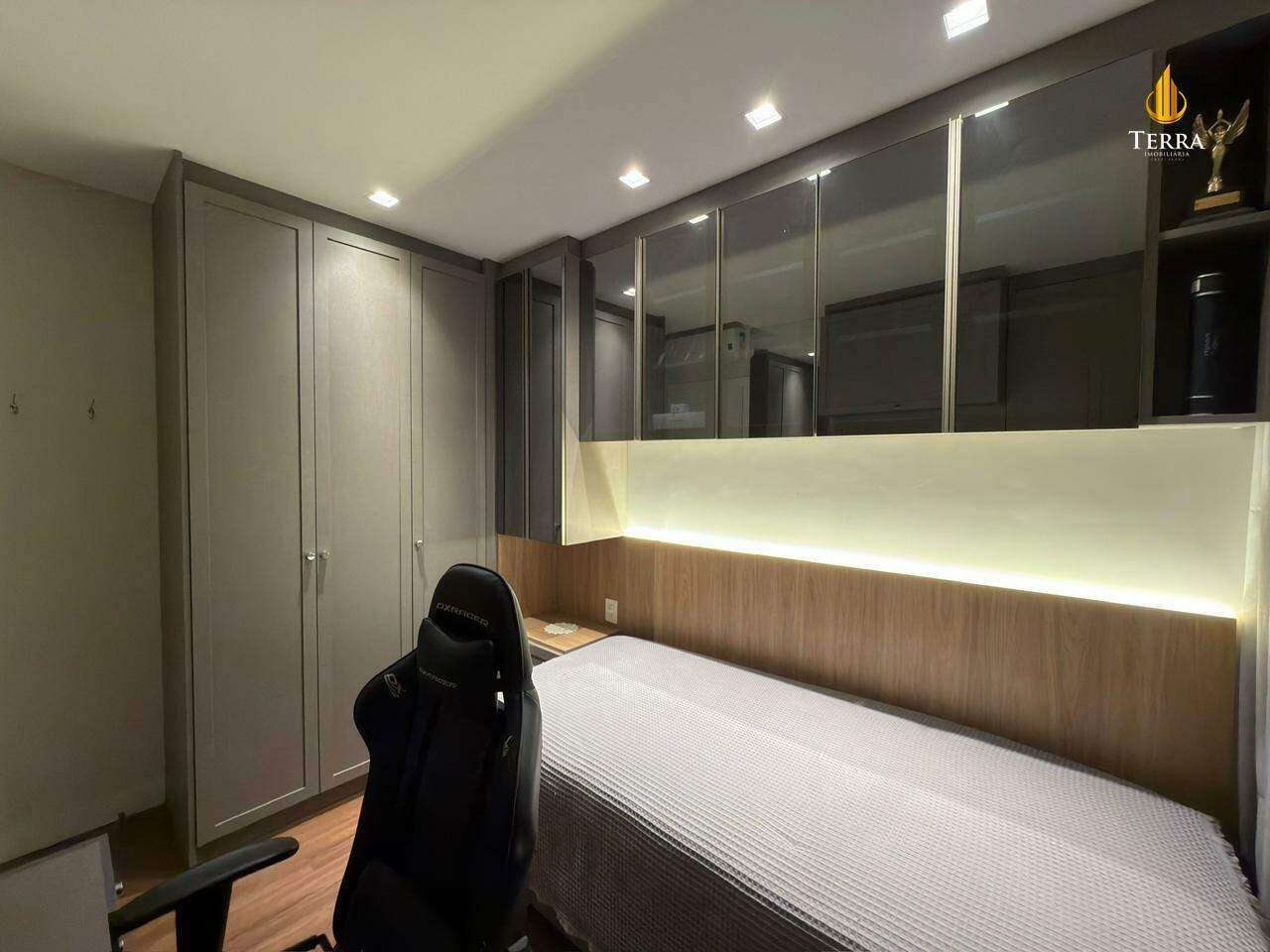 Privilege Apartamento com 2 quartos, Praia Brava de Itajaí: 