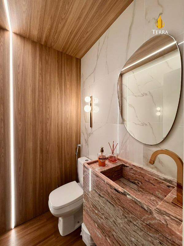 Privilege Apartamento com 2 quartos, Praia Brava de Itajaí: 