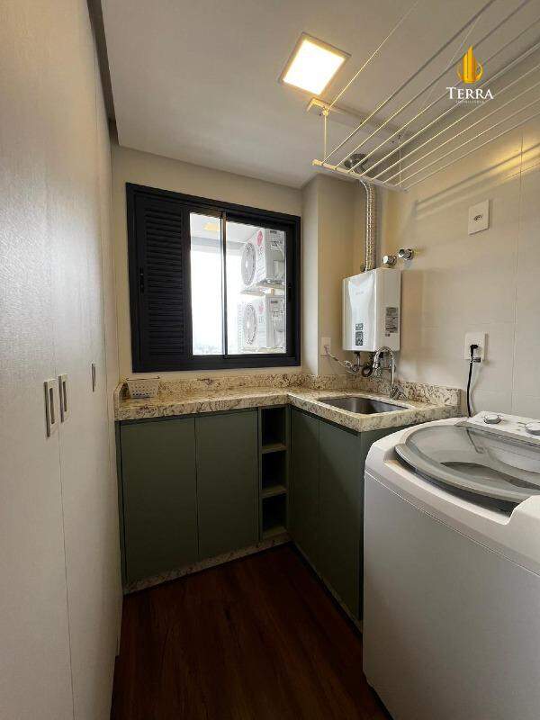 Privilege Apartamento com 2 quartos, Praia Brava de Itajaí: 