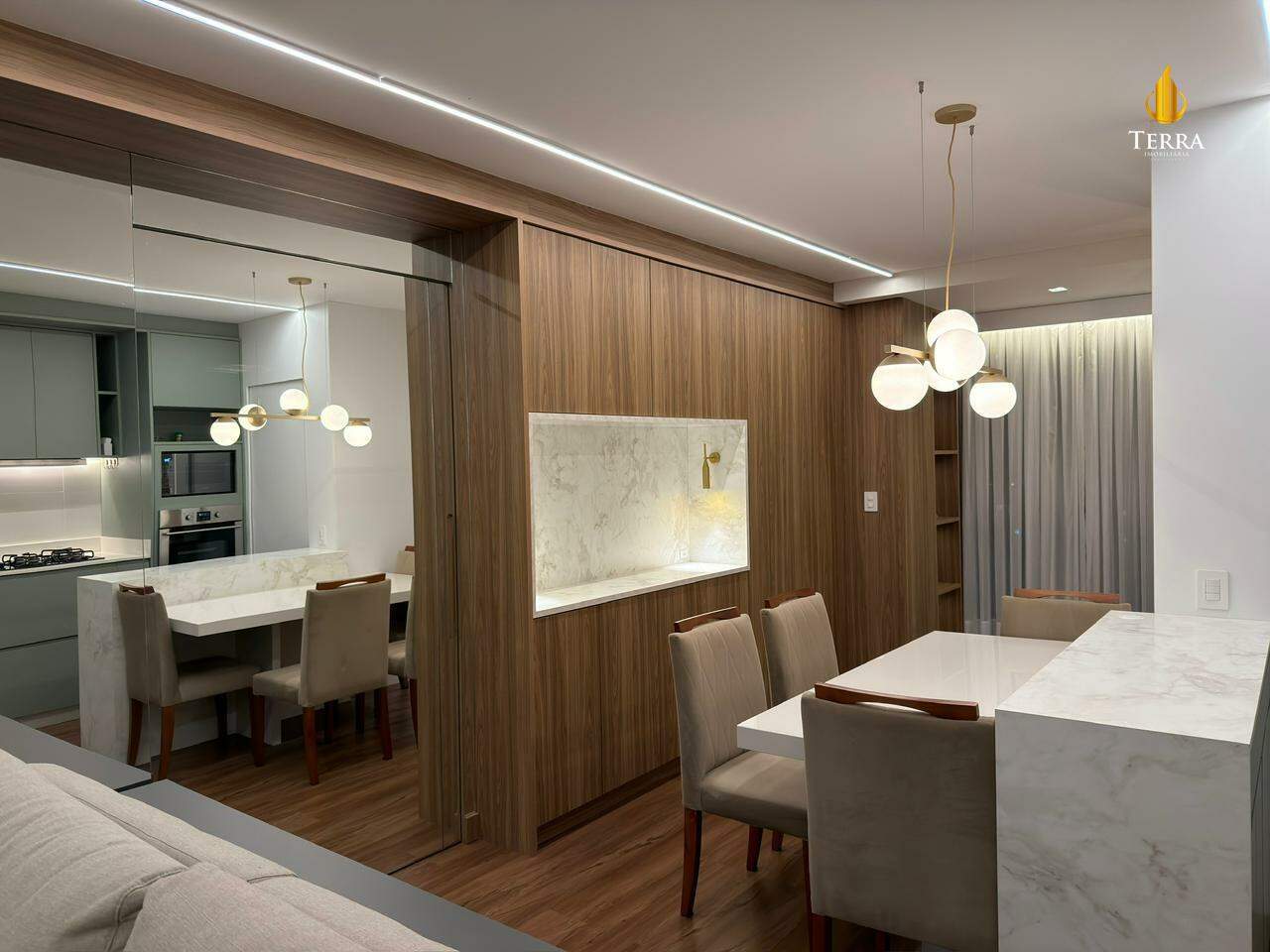 Privilege Apartamento com 2 quartos, Praia Brava de Itajaí: 