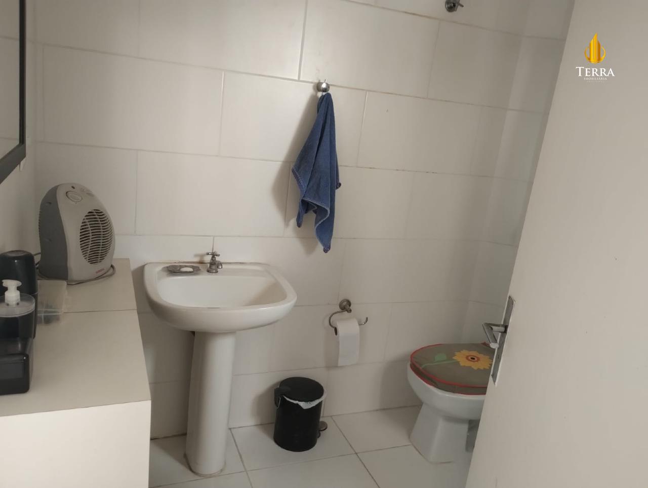  Casa com 6 quartos, Fazenda: 