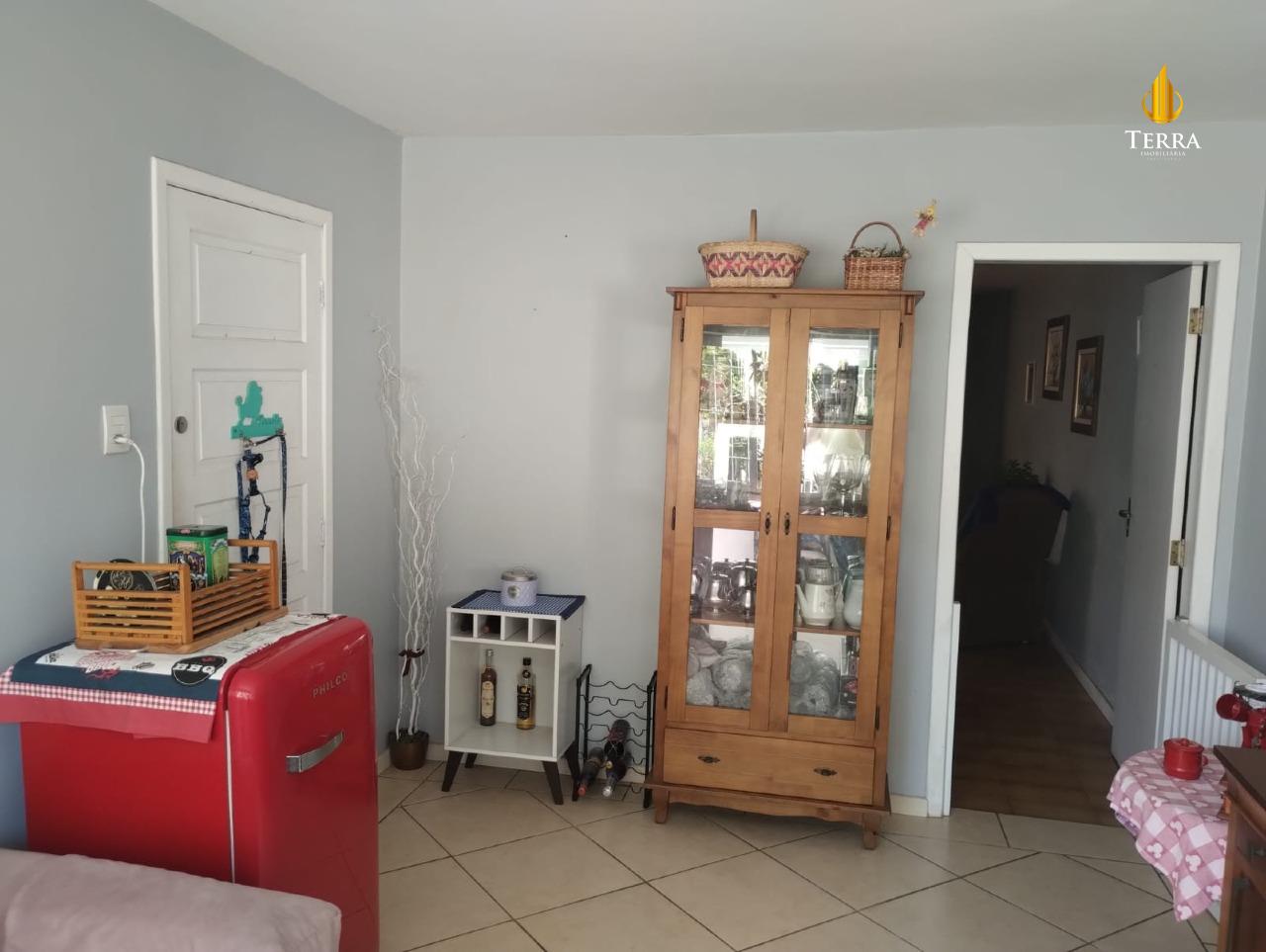  Casa com 6 quartos, Fazenda: 