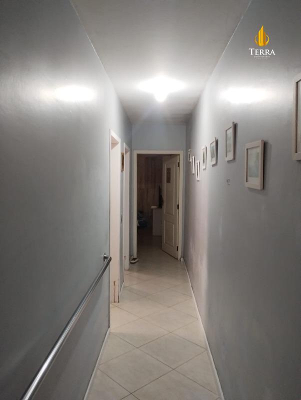  Casa com 6 quartos, Fazenda: 