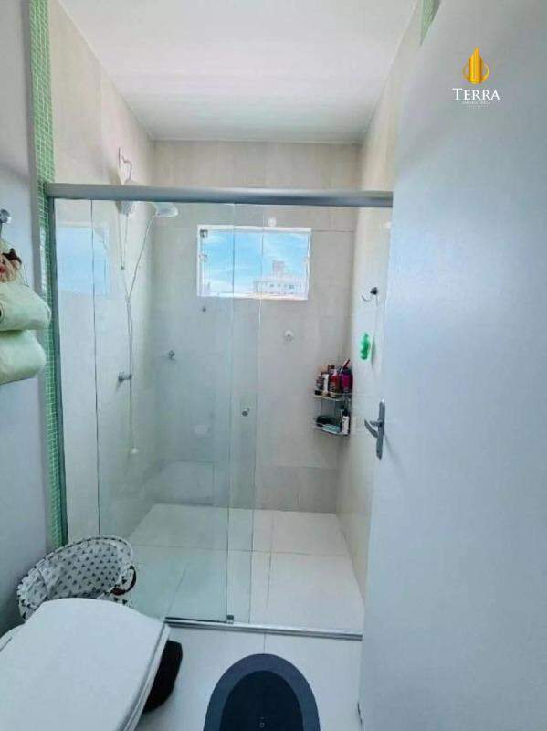  Sobrado com 3 quartos, Ressacada: 