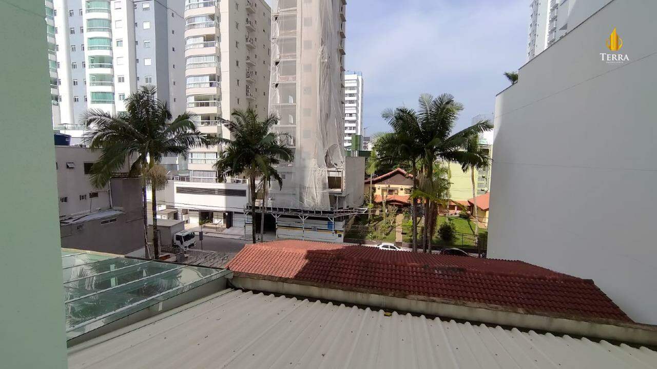  Apartamento com 3 quartos, Centro: 