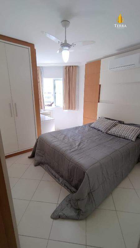  Apartamento com 3 quartos, Centro: 