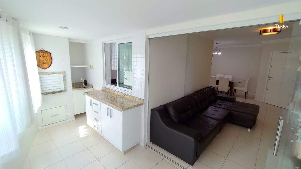  Apartamento com 3 quartos, Centro: 
