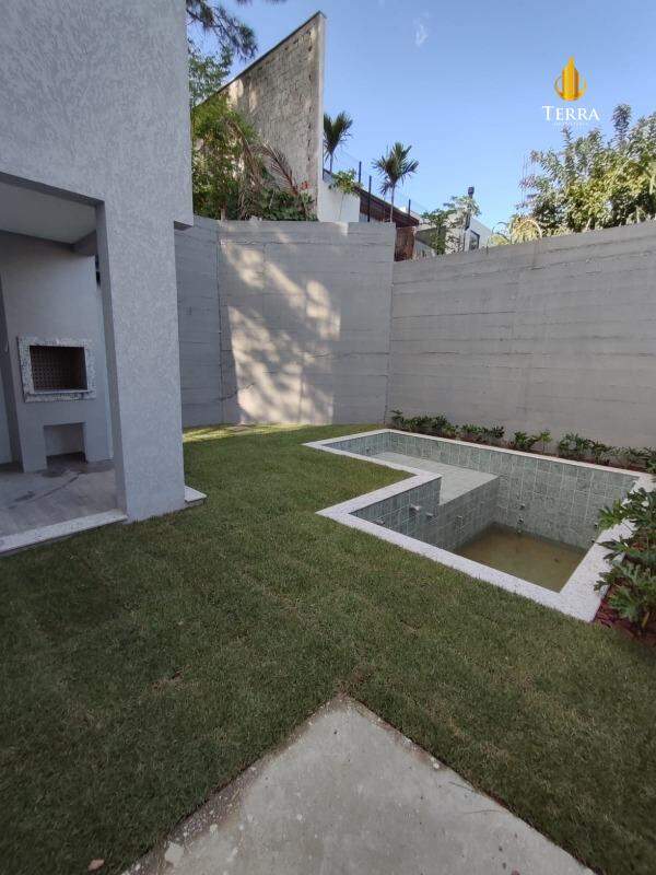  Casa com 4 quartos, Ariribá: 
