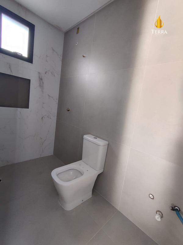  Casa com 4 quartos, Ariribá: 