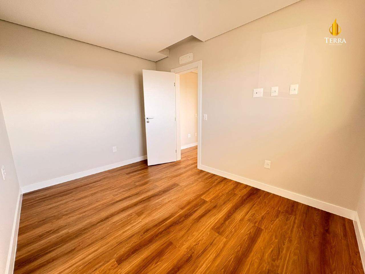 Residencial Monte Solaro Apartamento com 3 quartos, Centro: 