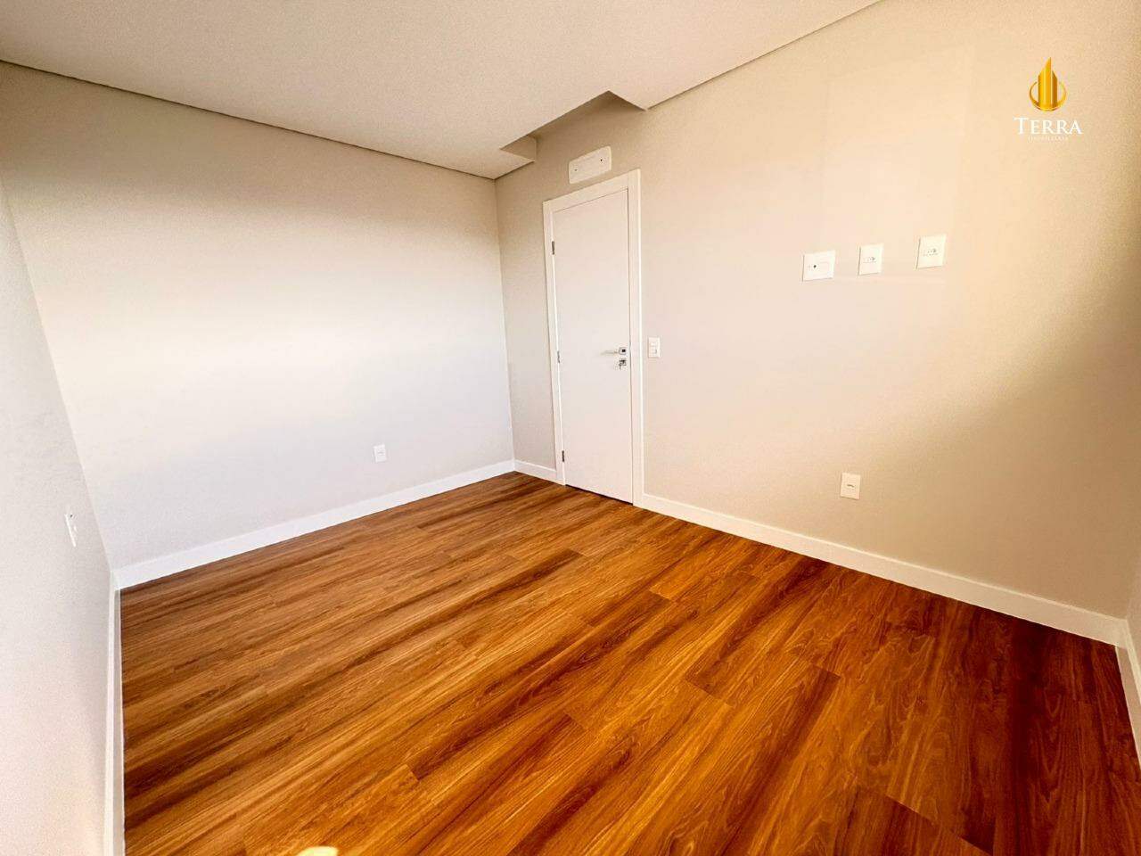 Residencial Monte Solaro Apartamento com 3 quartos, Centro: 