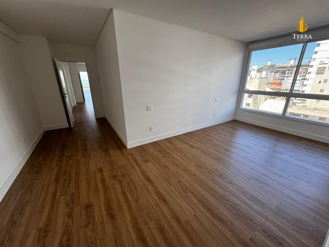 Riva Praia Brava Apartamento com 3 quartos, Praia Brava: 