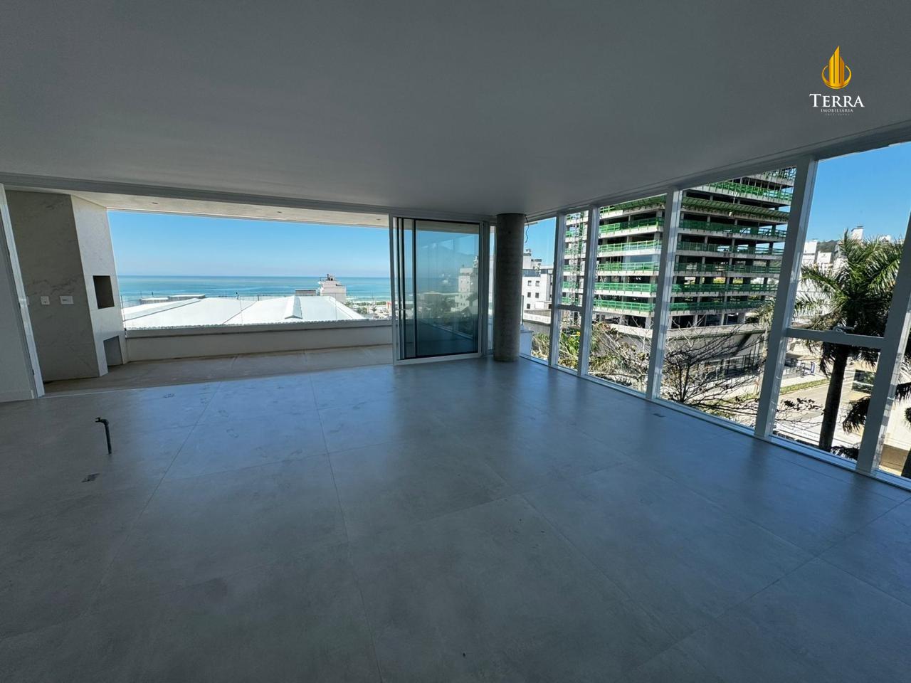 Riva Praia Brava Apartamento com 3 quartos, Praia Brava: 