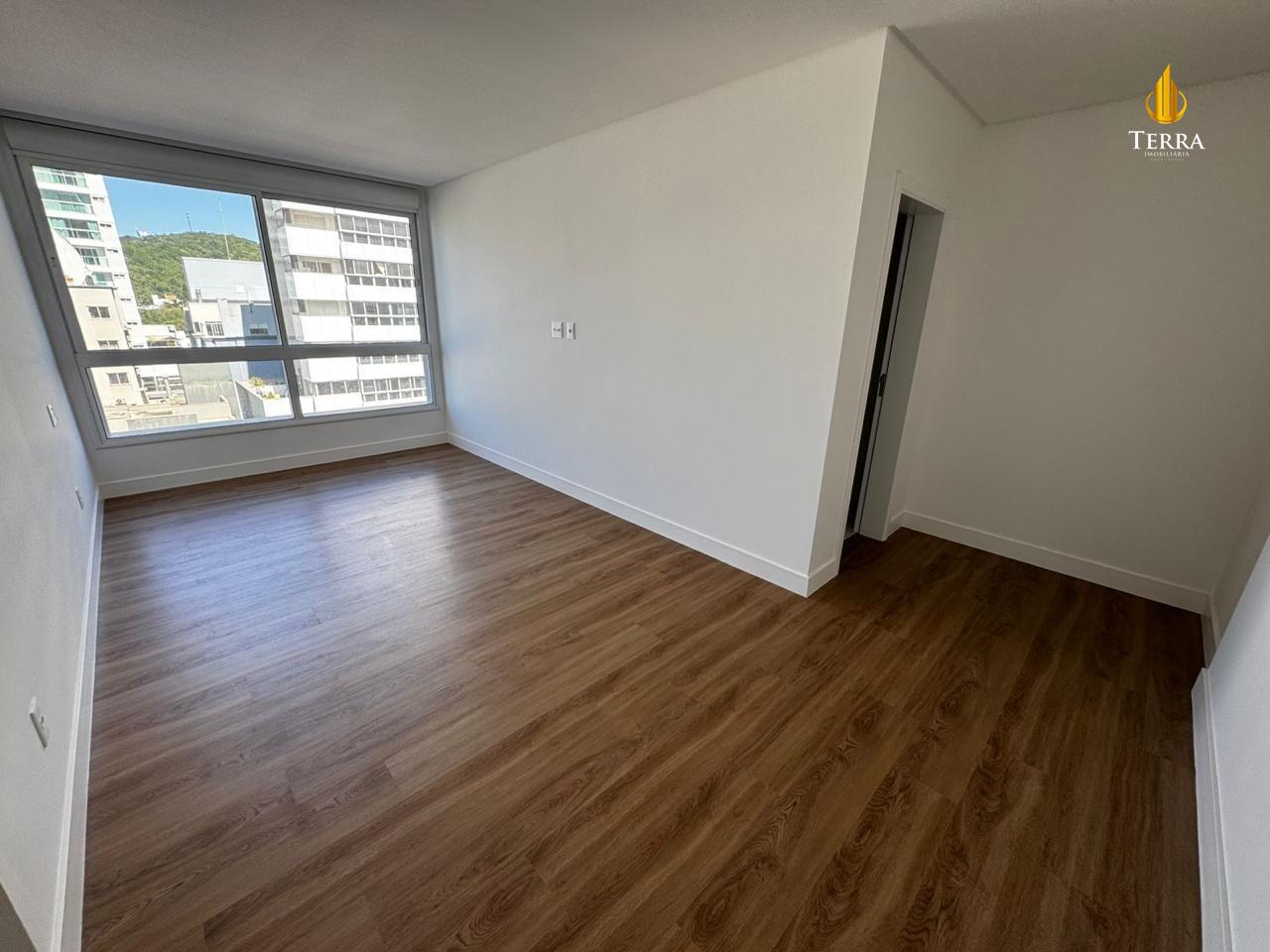 Riva Praia Brava Apartamento com 3 quartos, Praia Brava: 