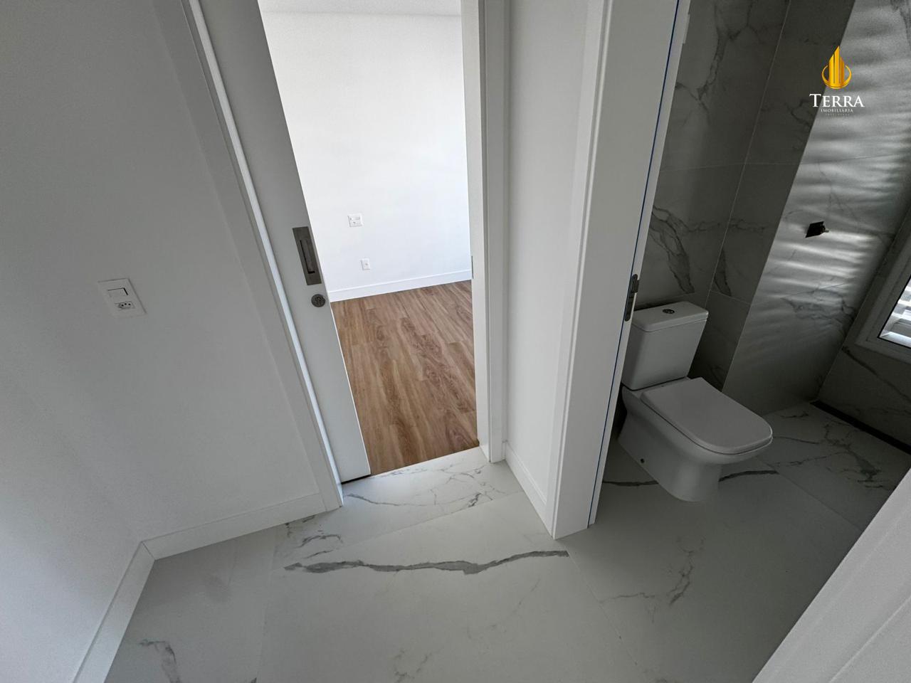 Riva Praia Brava Apartamento com 3 quartos, Praia Brava: 