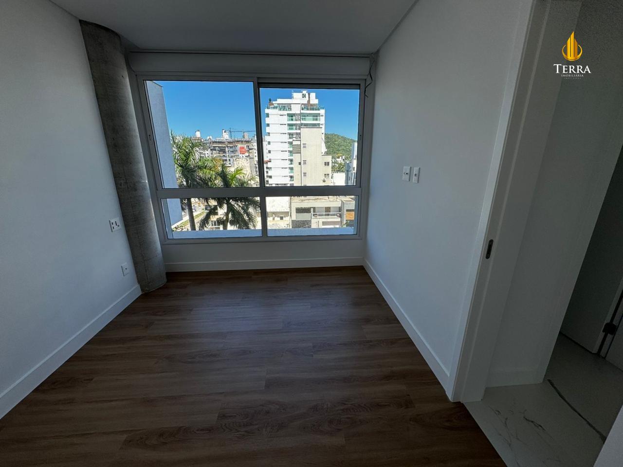Riva Praia Brava Apartamento com 3 quartos, Praia Brava: 