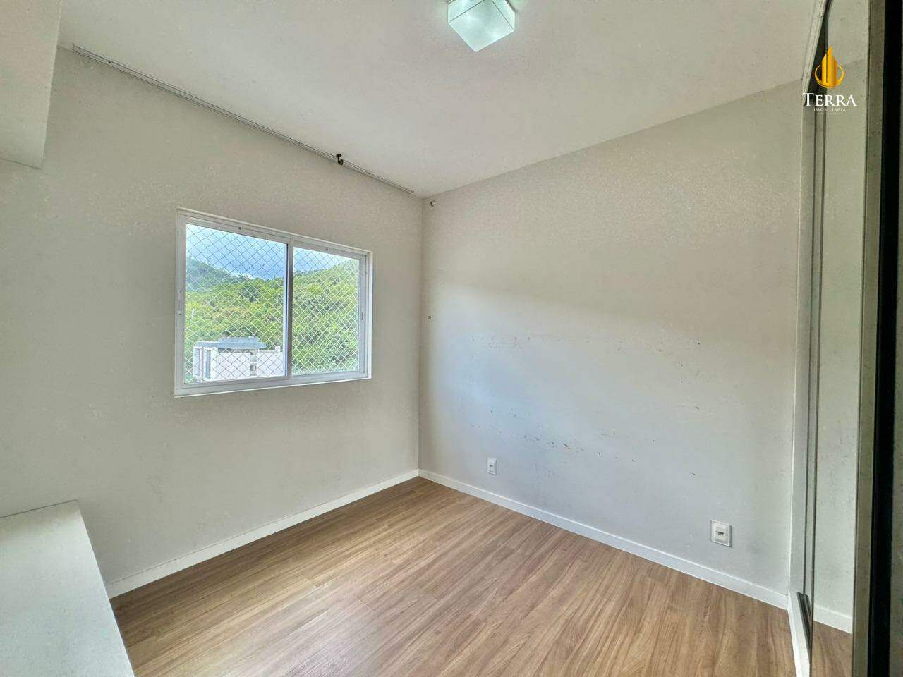 Jardim das Tulherias Apartamento com 2 quartos, Carvalho: 