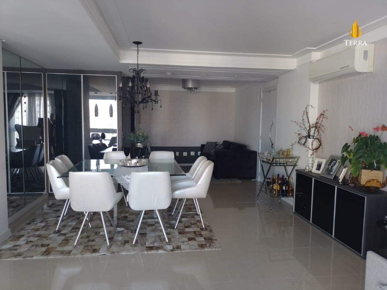 Costa Atlântica Apartamento com 3 quartos, Centro: 