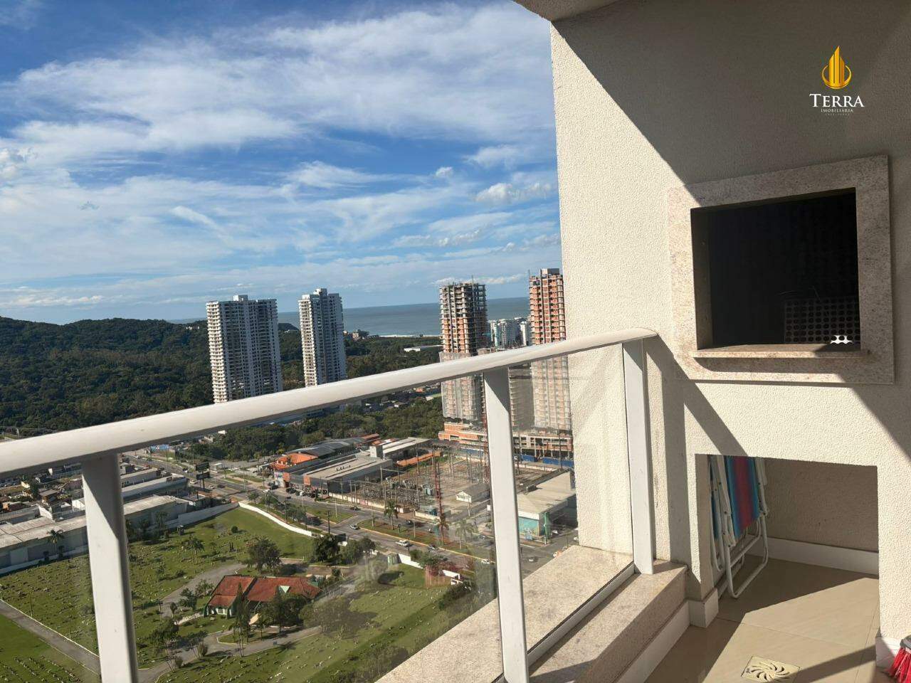 Brava Hill Residence Apartamento com 2 quartos, Praia Brava: 