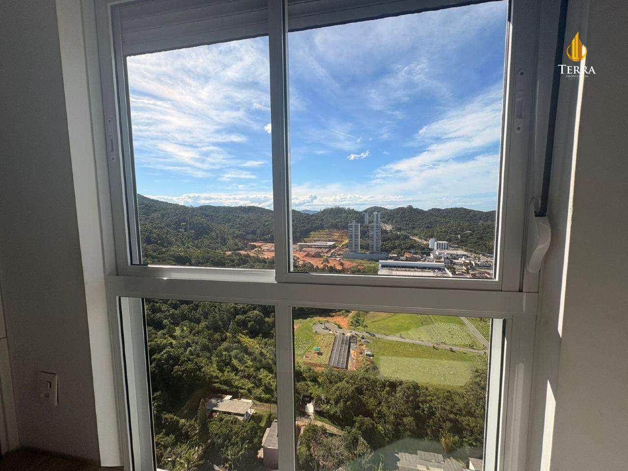 Brava Hill Residence Apartamento com 2 quartos, Praia Brava: 
