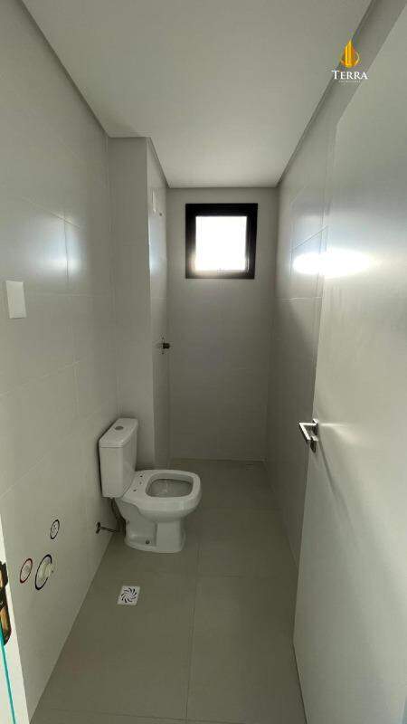 Brava Breeze Residence Apartamento com 2 quartos, Praia Brava: 
