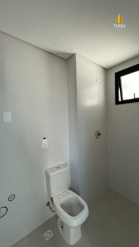 Brava Breeze Residence Apartamento com 2 quartos, Praia Brava: 