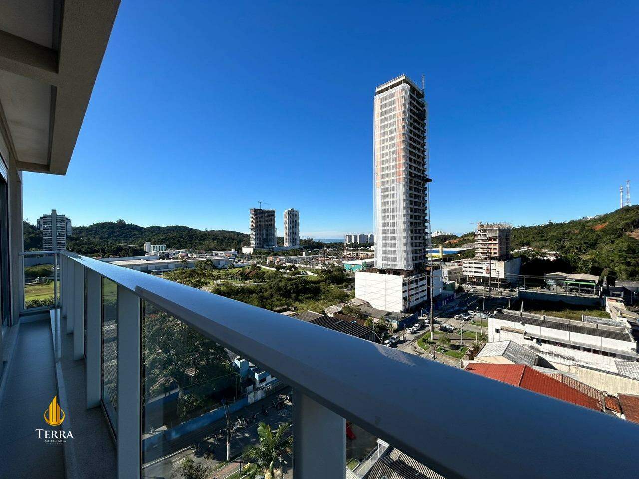Brava Hill Residence Apartamento com 2 quartos, Praia Brava: 