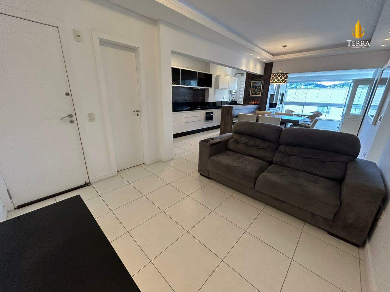 Le Grand Apartamento com 2 quartos, Nações: 