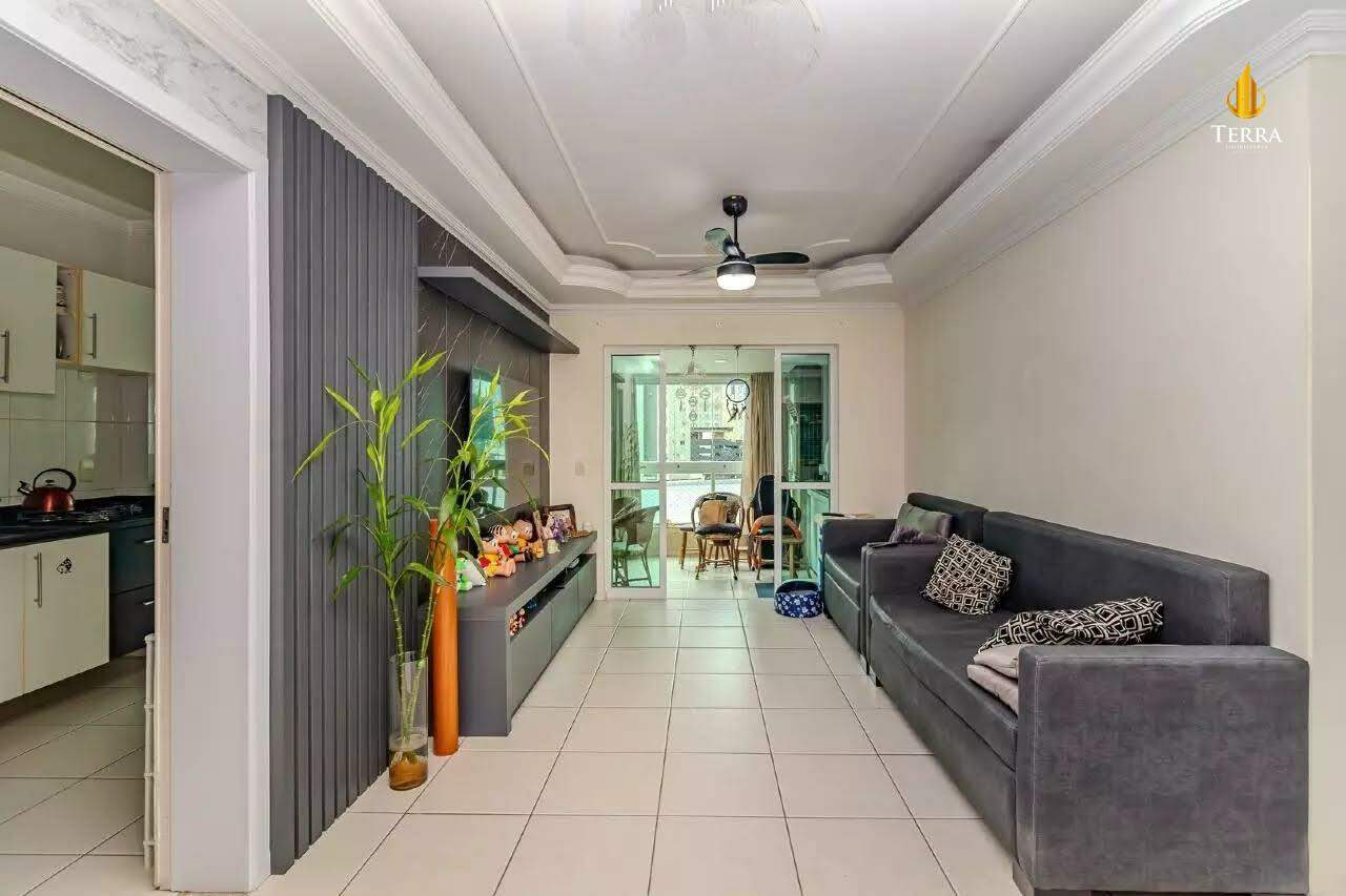 Edifício Waimea Apartamento com 3 quartos, Centro: