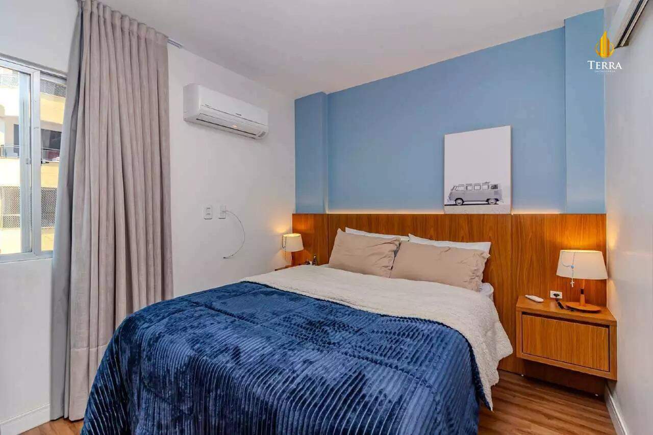 Vale do Reno Apartamento com , Centro: 