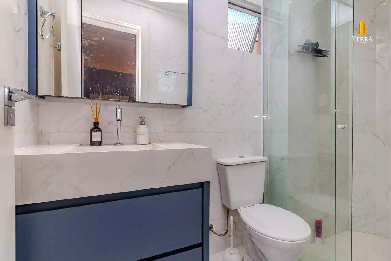 Vale do Reno Apartamento com , Centro: 
