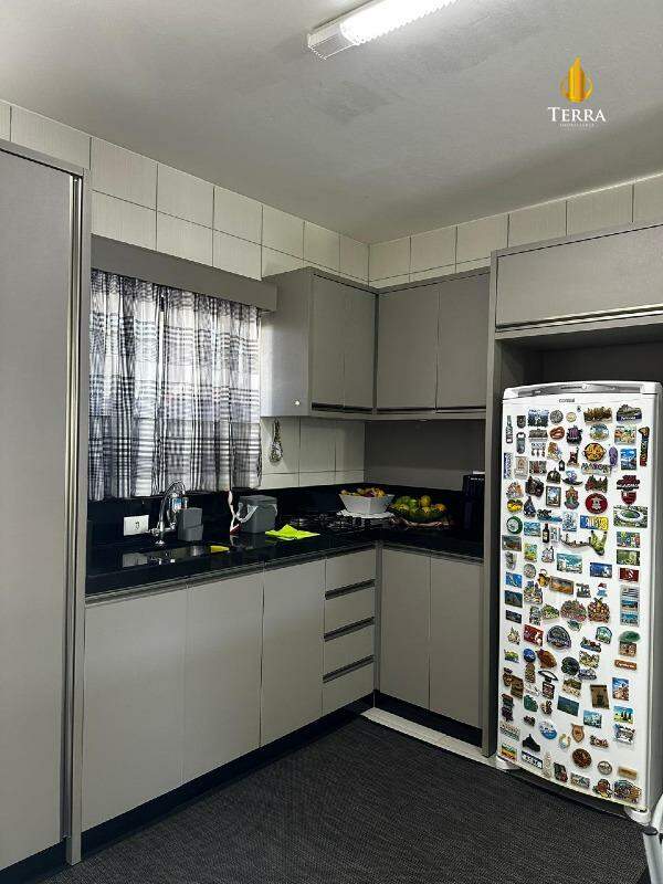  Casa com 6 quartos, Dom Bosco: 