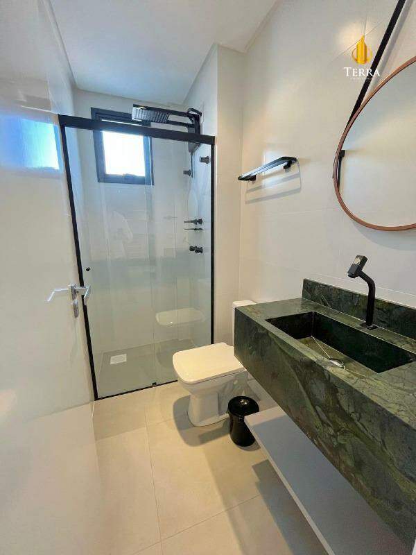 Privilege Apartamento com 2 quartos, Praia Brava de Itajaí: 