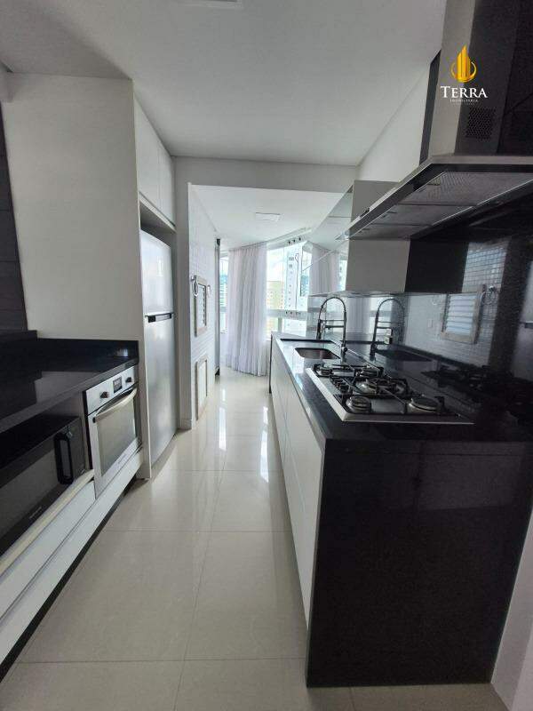 Edifício Torre de Lyon Apartamento com , Pioneiros:
