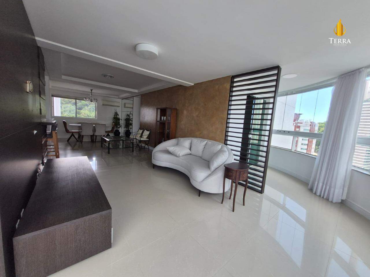 Edifício Torre de Lyon Apartamento com , Pioneiros:
