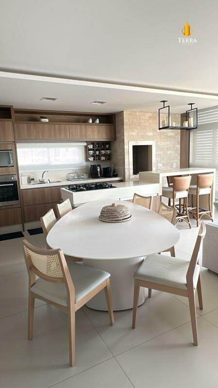 Edifício Doha Apartamento com 3 quartos, Praia Brava de Itajaí: 